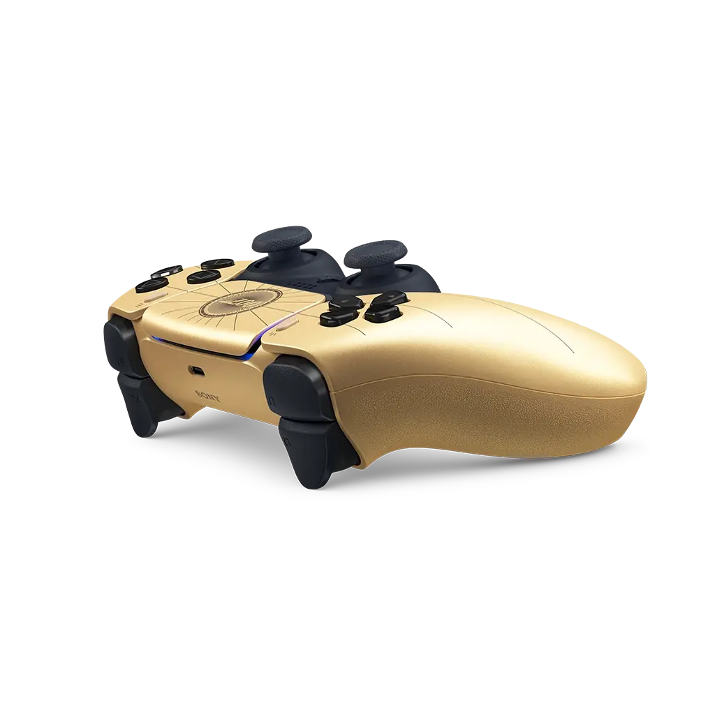 007 First Light DualSense controller detail