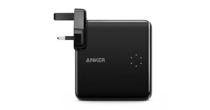 Anker PowerCore Fusion charger ports USB-C and USB-A detail