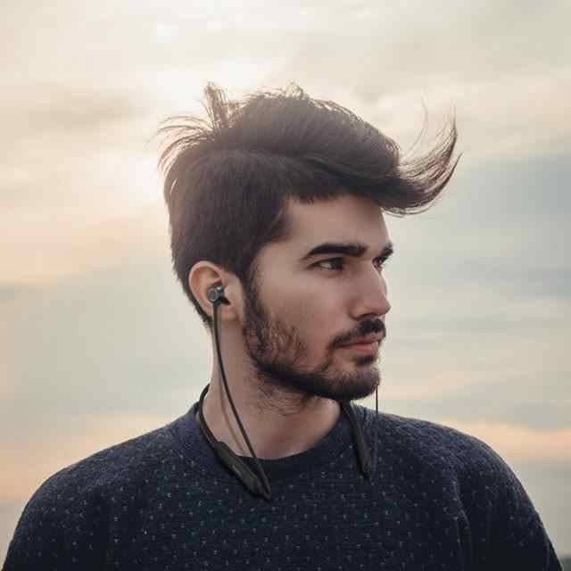Hoco ES29 wireless neckband earphone controls and mic detail