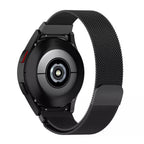 Huawei Watch magnetic loop strap 20mm black on wrist