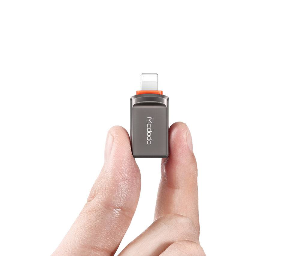 Mcdodo OT-8600 USB-A 3.0 to Lightning OTG adapter front view Kuwait