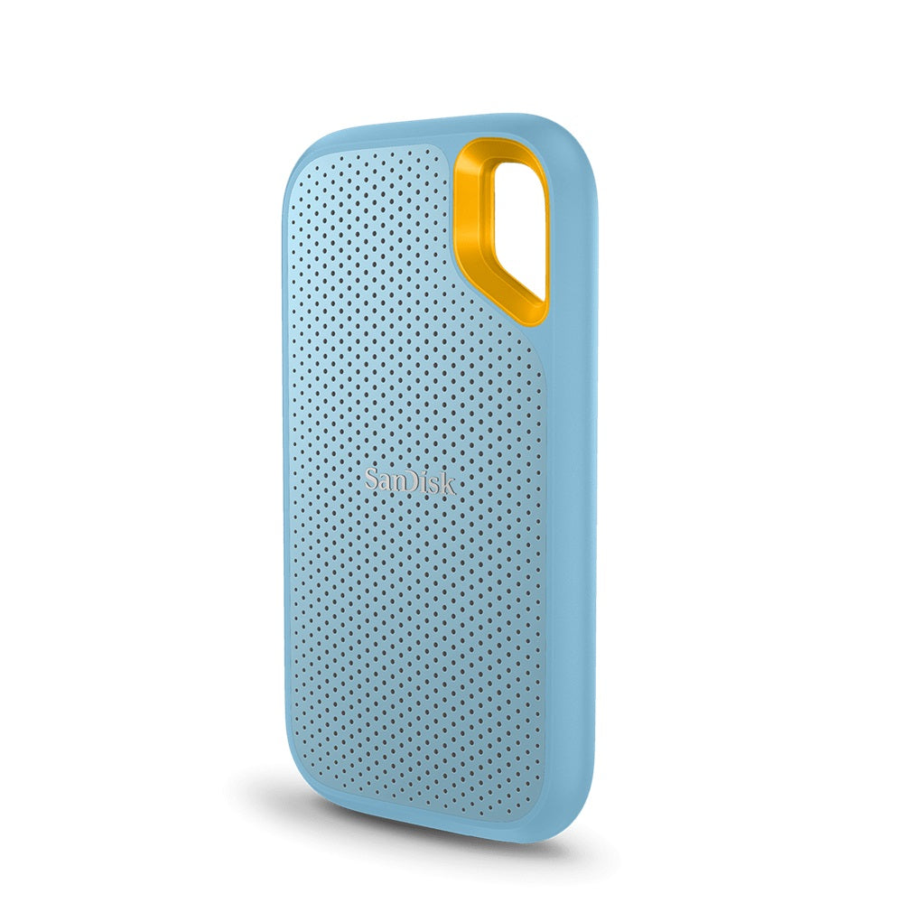SanDisk Extreme Portable SSD 1TB Sky Blue angled view