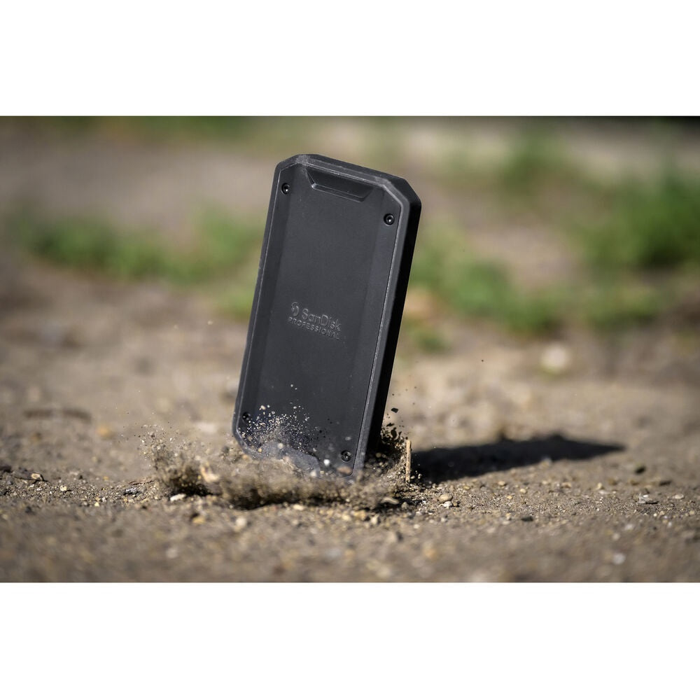 SanDisk PRO-G40 SSD 2TB rugged aluminum body